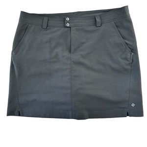 COLUMBIA Women's Omni Shade Gray Skorts Size 14